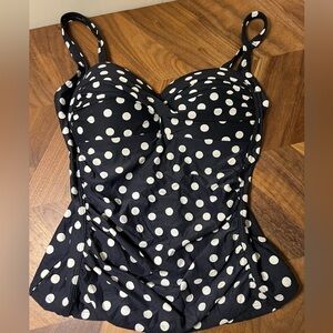 Niptuck swim tankini top size 8 polka dot